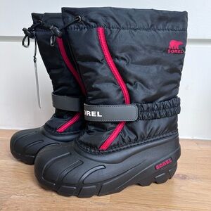 Sorel Black & Red Winter Boots NWT